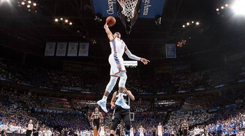 Westbrook ve Durant iş başında!