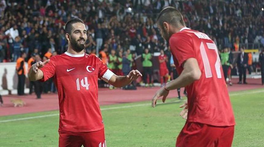 "Arda Turan gelecek sezon Manchester United'da"