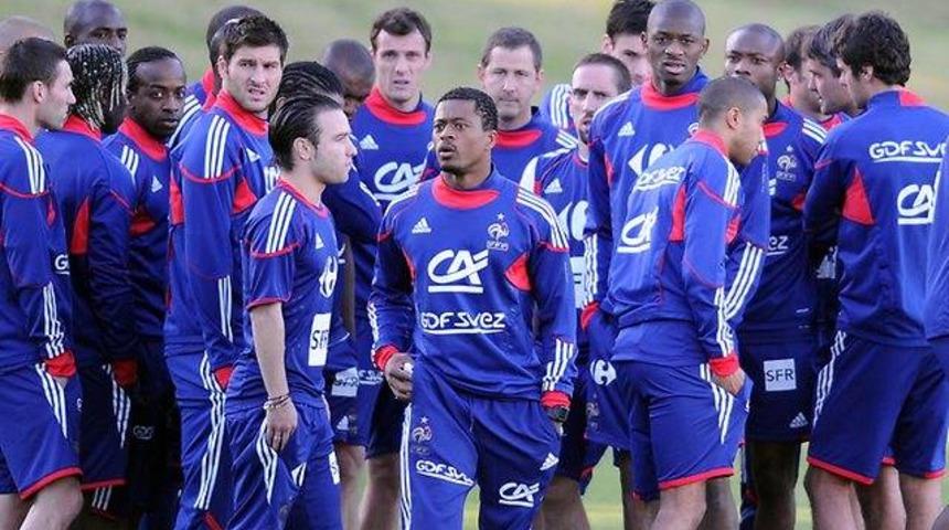 Fransa kadrosunu a&ccedil;ıkladı