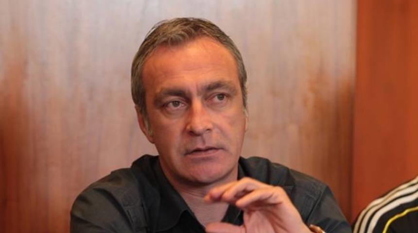 &Ouml;nder &Ouml;zen: ''G&ouml;khan T&ouml;re sıradışı bir oyuncu''