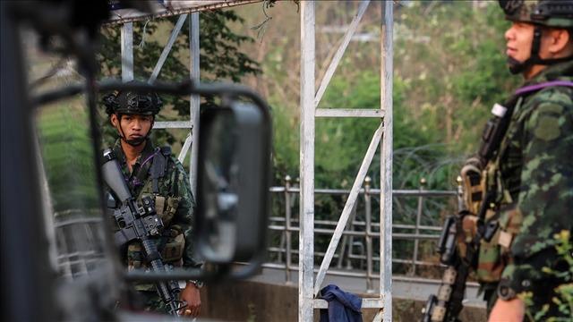 Dünyanın gözü Güneydoğu Asya'da! Tayland ile Kamboçya savaşında ölü sayısı arttı! Okullar sığınağa çevriliyor