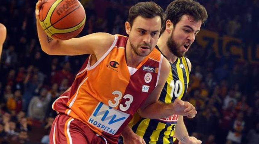 Ender Arslan derbide yok