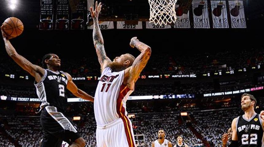 Spurs'ten balyoz darbesi!