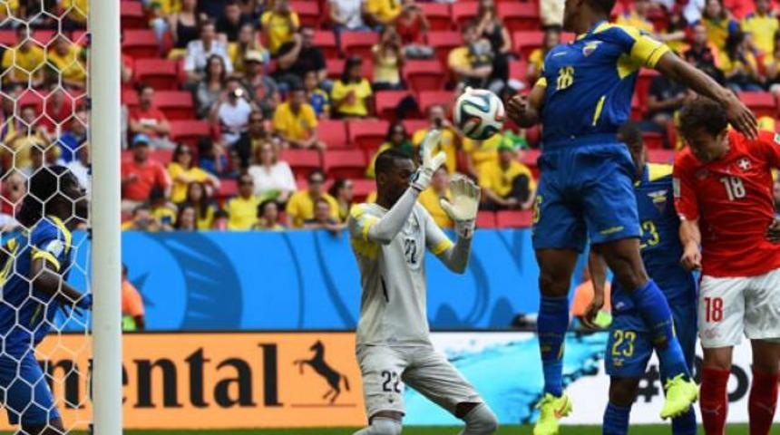 İsvi&ccedil;re'den son dakika galibiyeti