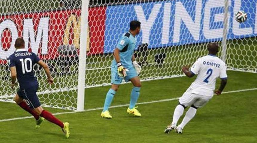 Benzema'dan tarihi gol