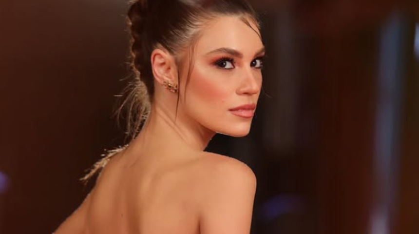 Cesur sahneleri gündemdeydi! Yüsra Geyik'in yeni adresi belli oldu! Yakışıklı oyuncuyla... 