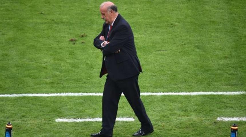 İspanya, "Del Bosque ile devam" dedi