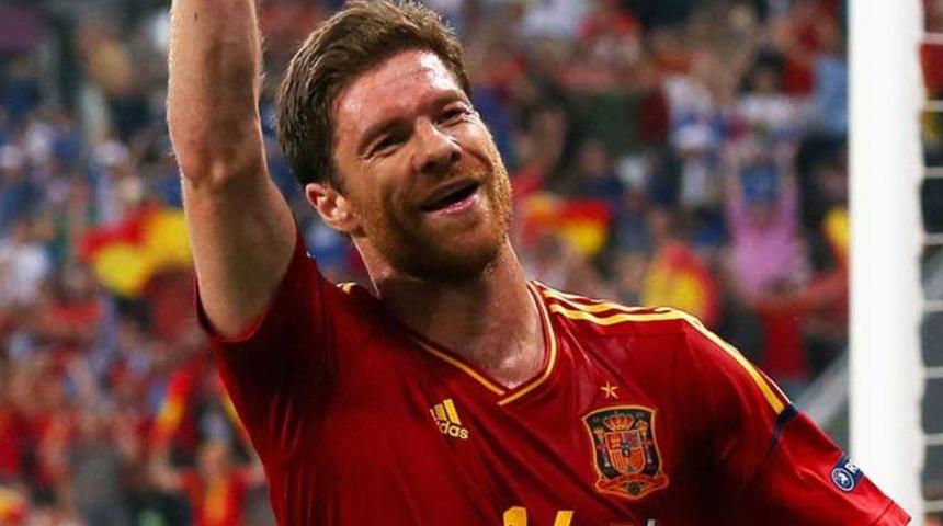 Xabi Alonso milli takımı bırakıyor