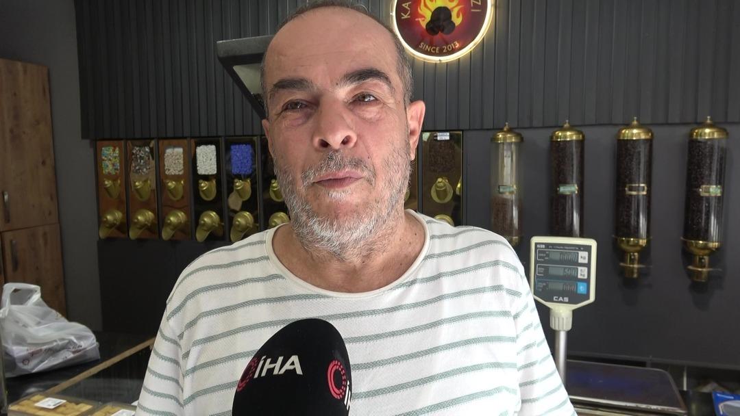 1200xauto Aşırı sıcaktan bunalan esnaf iş yerinin kapısına astığı notla dikkat çekti!