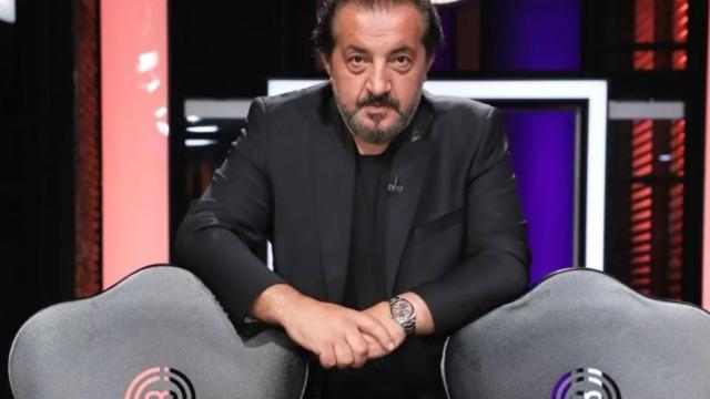 MasterChef jürisi Mehmet Yalçınkaya'nın gurur günü! Oğlu Utkan üniversiteden mezun oldu! 'Hem yakışıklı hem başarılı' 
