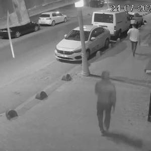 Sultangazi’de plaka hırsızlığı kamerada