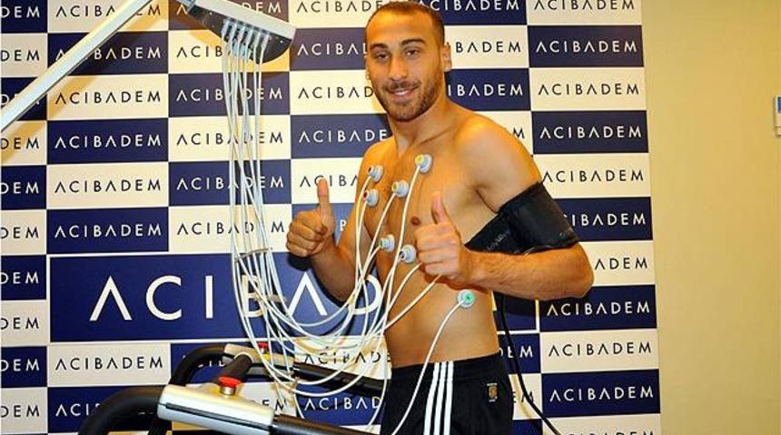 Cenk Tosun sağlık kontrol&uuml;nden ge&ccedil;ti