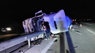 Devrilen tankerin şoförü öldü