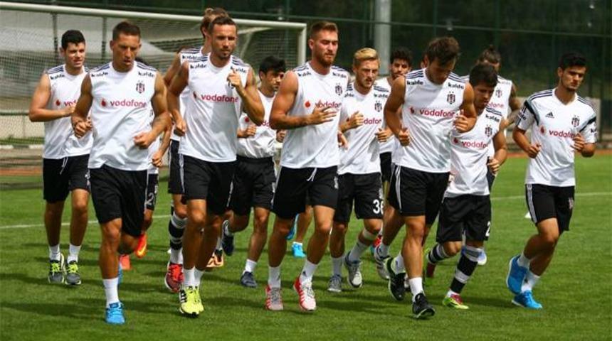 Beşiktaş'ta kamp kadrosu belli oldu