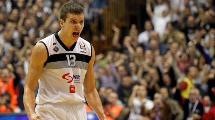 "Fenerbah&ccedil;e &Uuml;lker Bogdan Bogdanovic'le anlaştı"