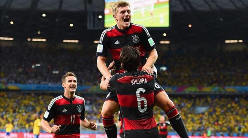 Almanya'da final sevinci