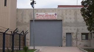 DEM Parti heyeti, İmralı'da Abdullah Öcalan'la görüşüyor