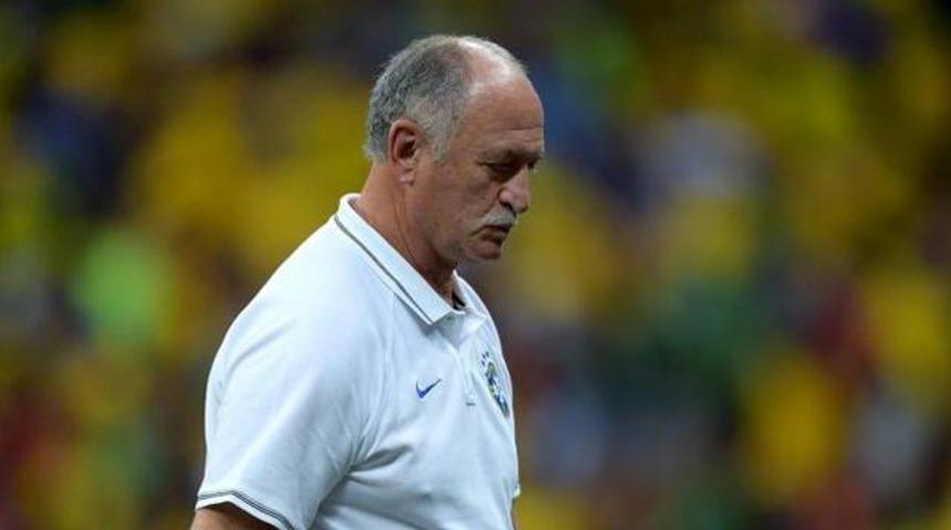 Scolari istifa etti!