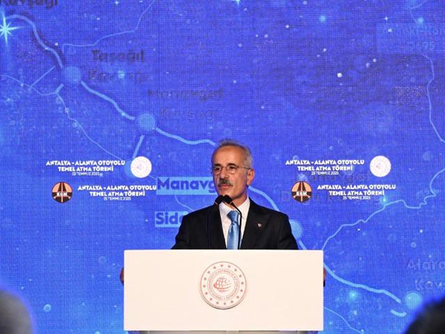 Antalya-Alanya otoyolunun temeli atıldı!