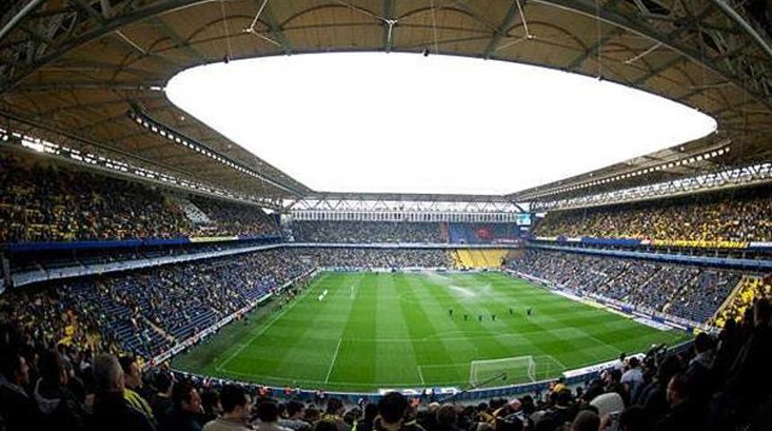 Fenerbah&ccedil;e Real ve Bayern'i solladı!