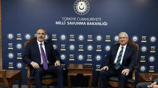 Hakan Fidan IDEF 2025'te Savunma Sanayii çıkarması yaptı: Yerli üretim atağı ve yeni iş birlikleri masada...