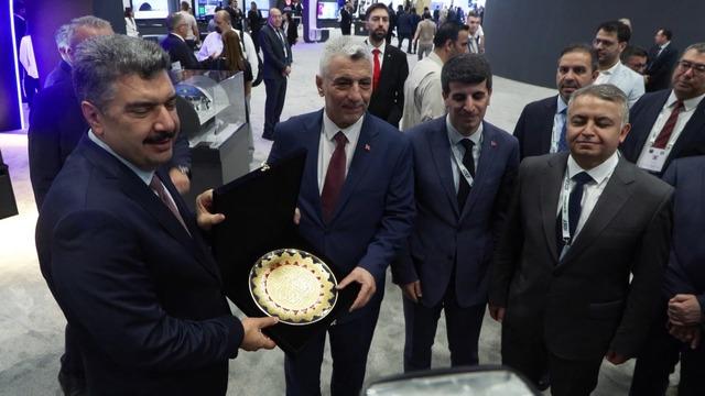 Bakan Bolat: Savunma sanayi ihracatında bu yıl 8 milyar doları aşacağız