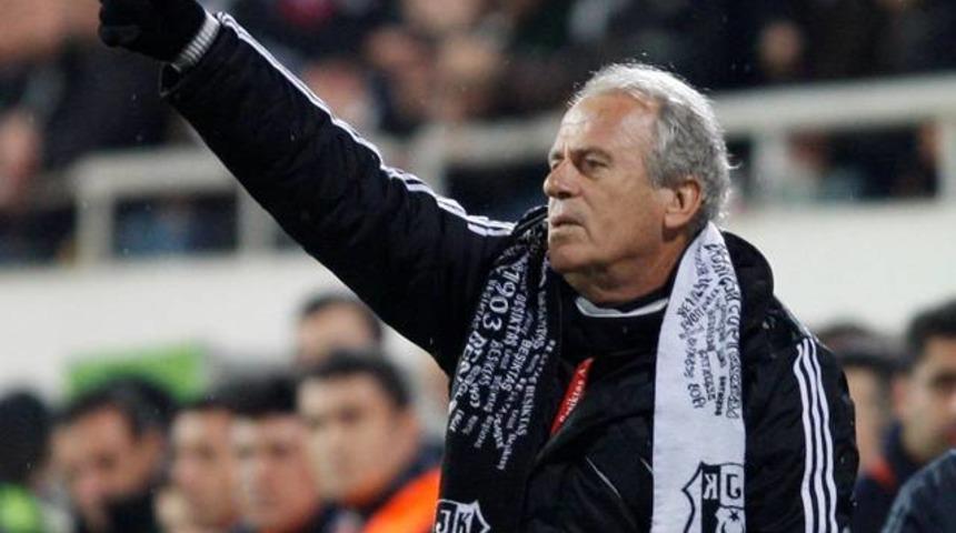 &Ouml;nder &Ouml;zen'in yerine Mustafa Denizli geliyor!