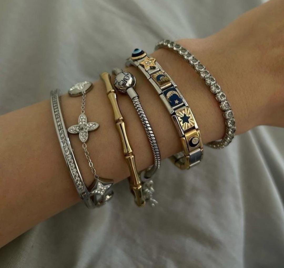 Kız kardeşler günü kutlu olsun! En iyi arkadaşına alabileceğin hediyeler 1