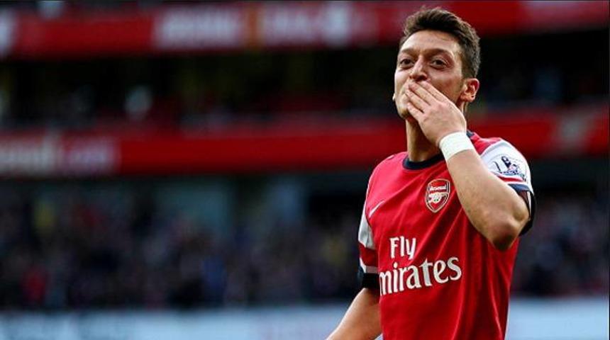Mesut &Ouml;zil'den Beşiktaş tweeti
