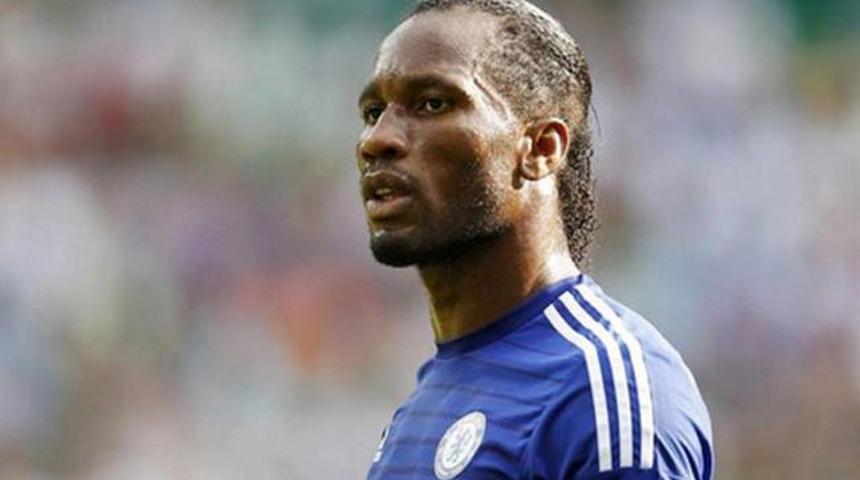 Drogba'yı ıslıkladılar!