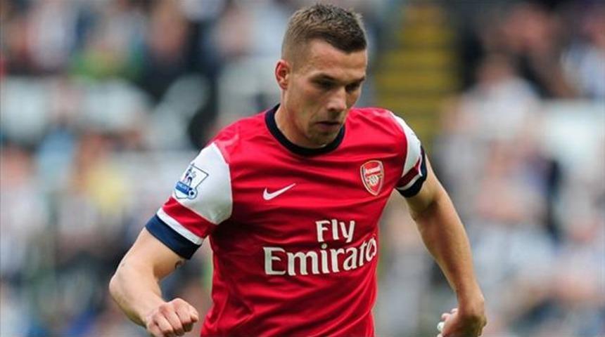 Galatasaray'a iki şok birden! Podolski ve Campbell...