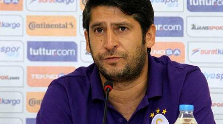 &Uuml;mit Davala Azerbaycan yolunda