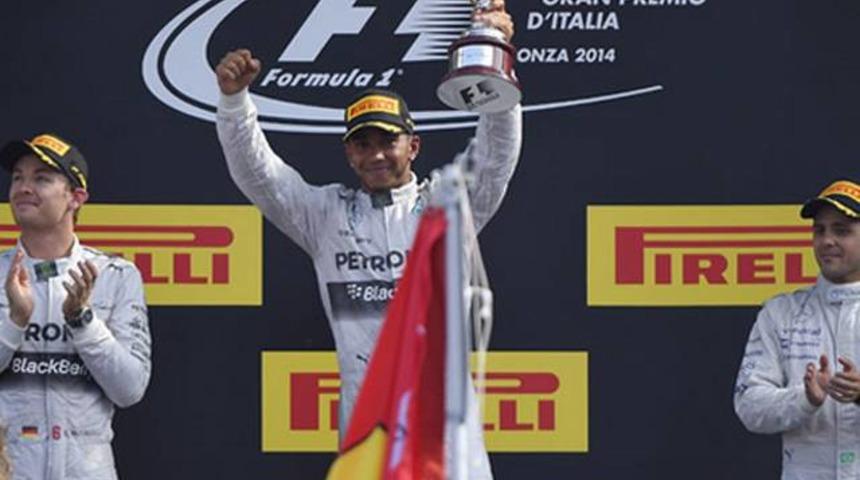 İtalya'da Hamilton zirvede