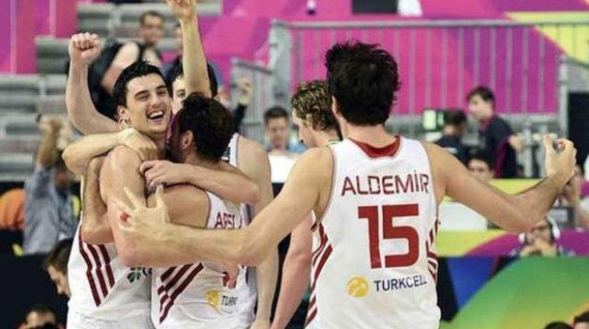 T&uuml;rkiye'den tarihi zafer