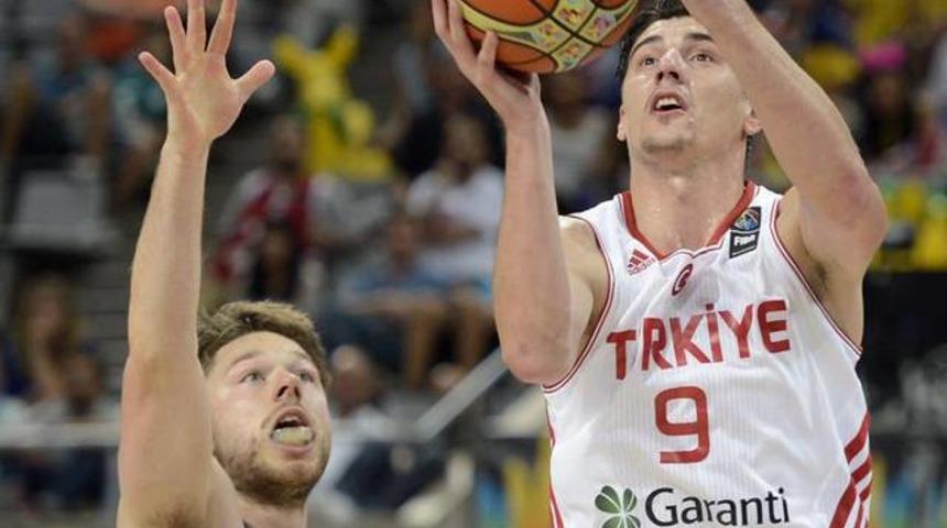 İşte &ccedil;eyrek final eşleşmeleri