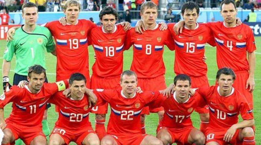Rusya Milli Takımı'nı lige alacaklar