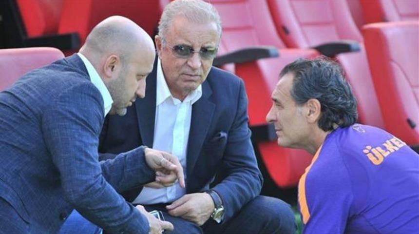 &Uuml;nal Aysal'dan Florya'ya s&uuml;rpriz ziyaret