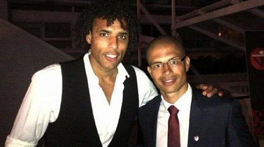 Pierre Van Hooijdonk geri d&ouml;n&uuml;yor