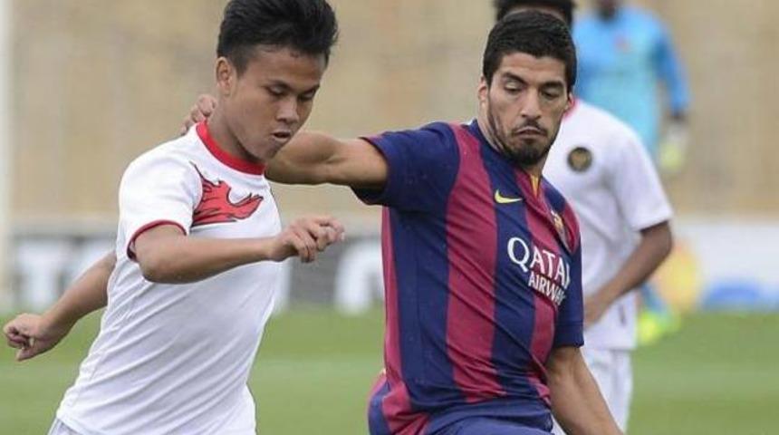 Luis Suarez, g&ouml;renleri şaşkına &ccedil;eviriyor