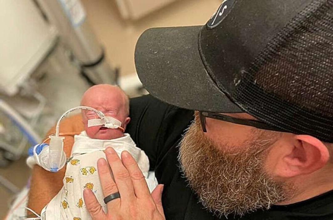 280 gram doğdu, doktorlar yaşamaz dedi! Minik bedeniyle rekor kırdı! Dünyanın en prematüre bebeği... 2