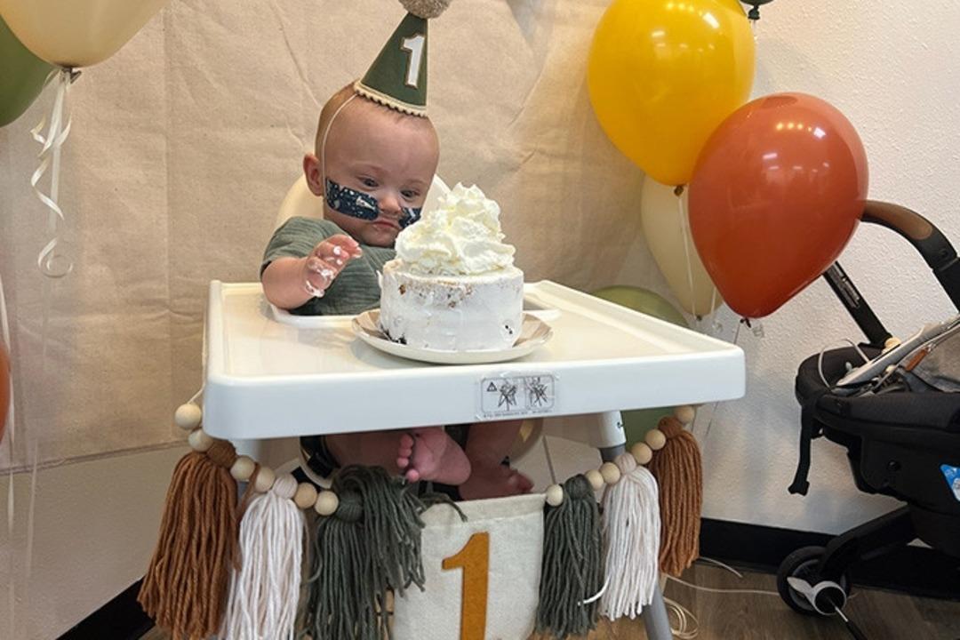 280 gram doğdu, doktorlar yaşamaz dedi! Minik bedeniyle rekor kırdı! Dünyanın en prematüre bebeği... 3