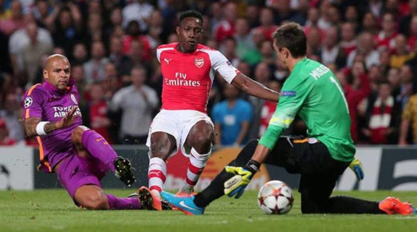 Melo soyunma odasında krampon fırlattı!