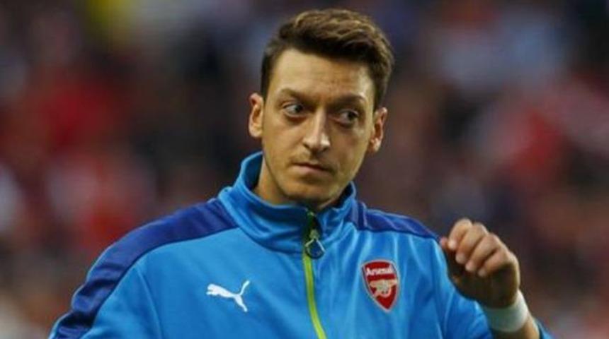 Şok! Babası Mesut'u dava etti...