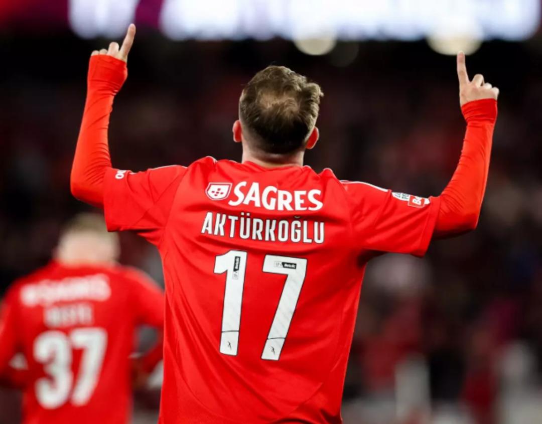 Okan Buruk a rağmen Beşiktaş ı seçti! Kerem Aktürkoğlu sözleşme teklifini kabul etti... 1