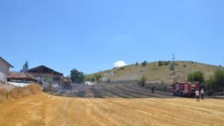 Samsun'da anız yangınının sıçradığı ev hasar gördü