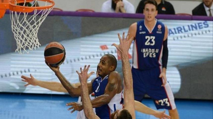 &Ouml;zlenen Anadolu Efes geri d&ouml;nd&uuml;