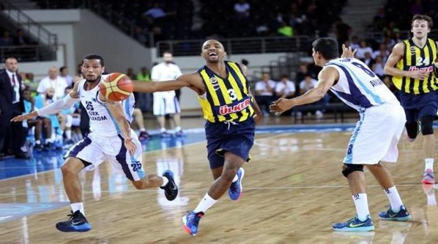 Fenerbah&ccedil;e lige galibiyetle girdi