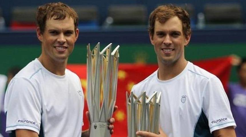 Bryan kardeşlerden tarihi zafer