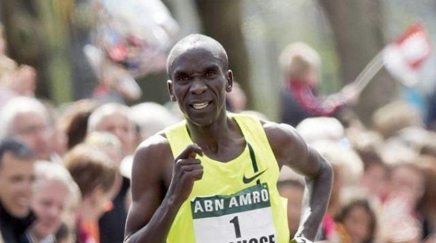 Chicago'da zafer Kipchoge'un 