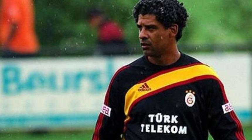 Rijkaard'dan şoke eden derbi yorumu